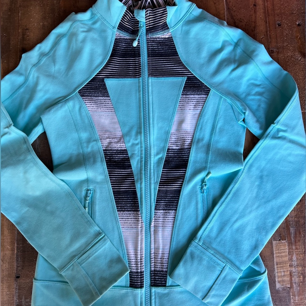 Ivivva Girl’s Perfect Your Practice Zip Up Jacket, size 14